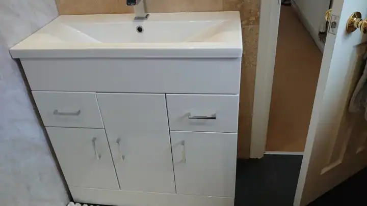 Ensuite Refurbishment New Shower And Vanity Unit 05