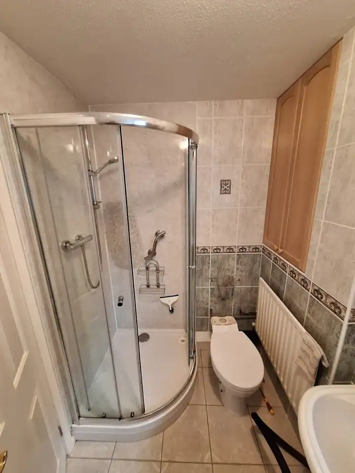 Full Bathroom Refurbishment Rain Shower And Tiling Ke 02